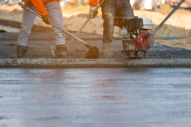 Best Concrete Sidewalk Installation in Elton, LA